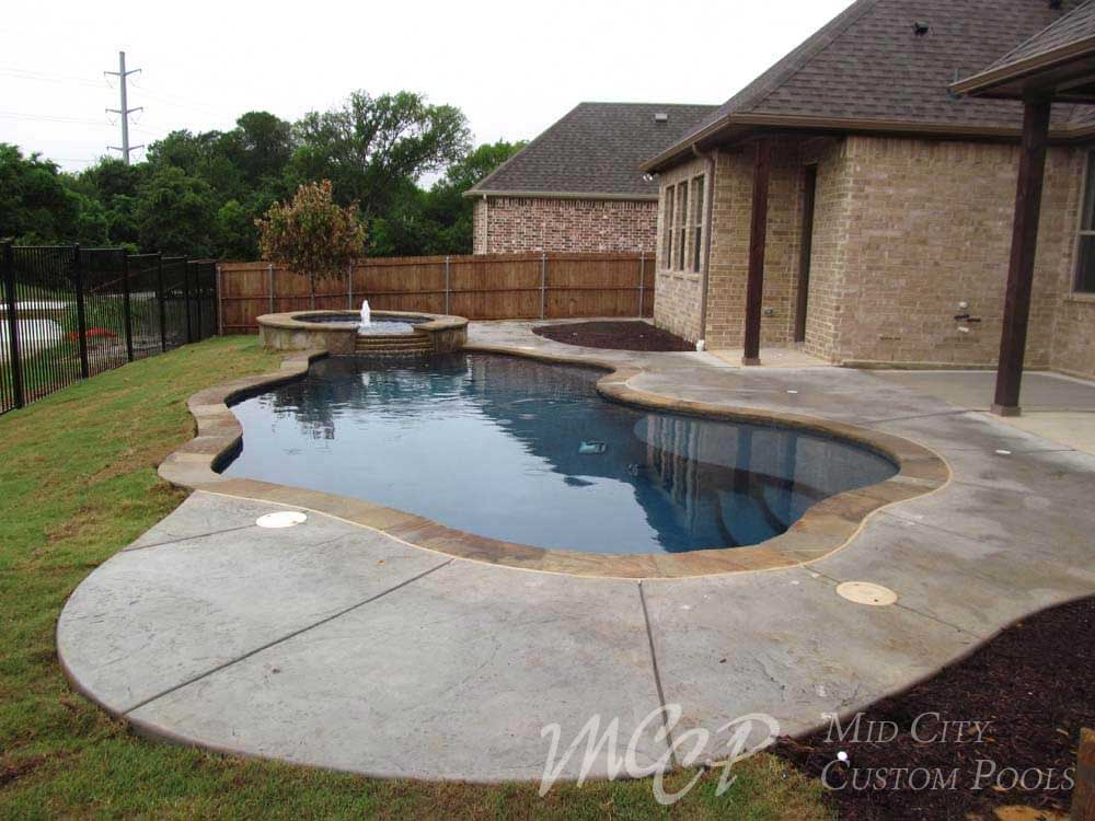 pool builders dfw