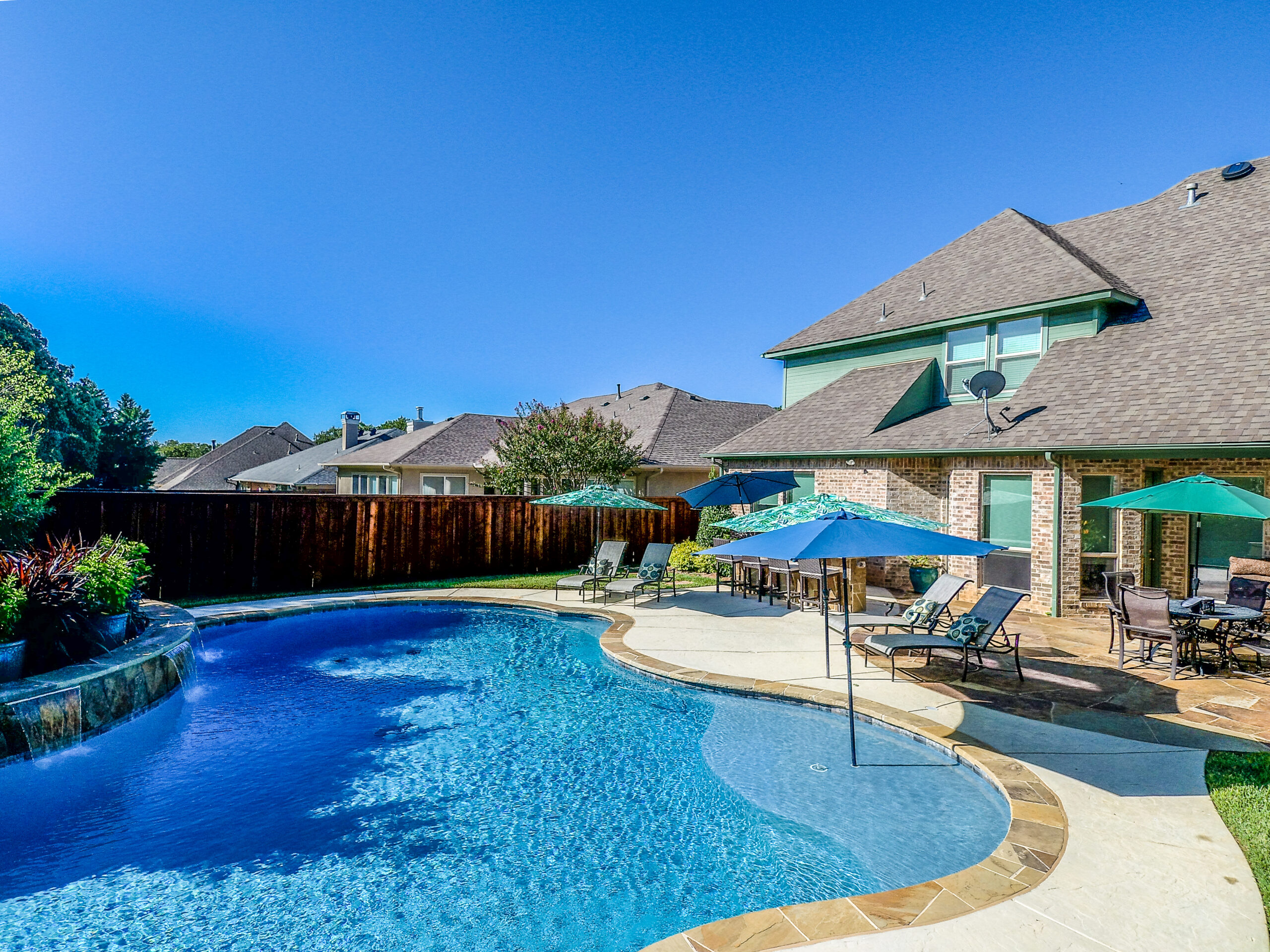 Mid City Custom Pool