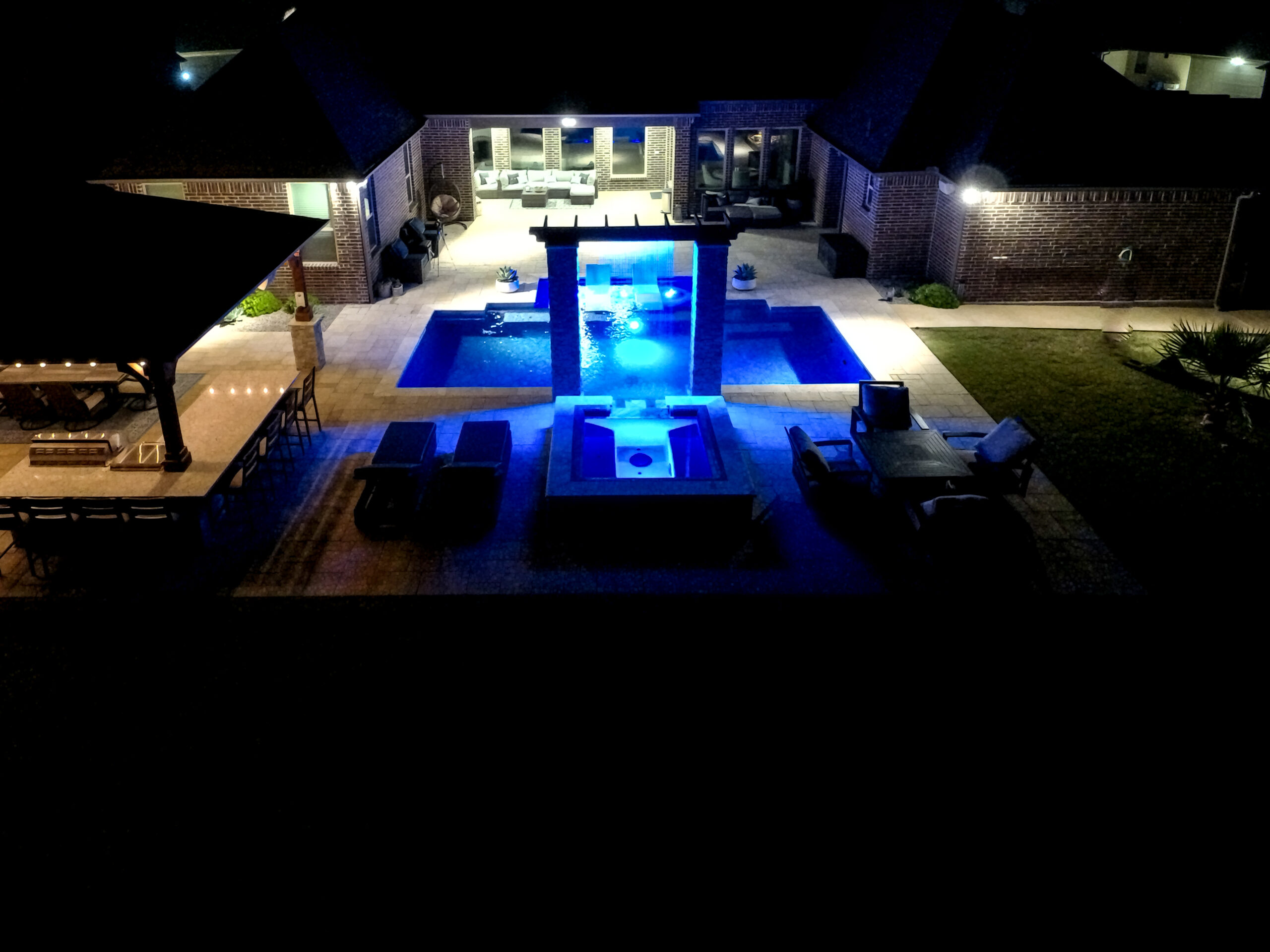 Mid City Custom Pool