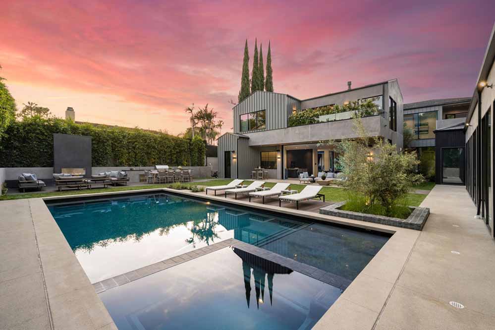 The Future of Pools: How Technology Is Transforming Modern Pool Design & Maintenance