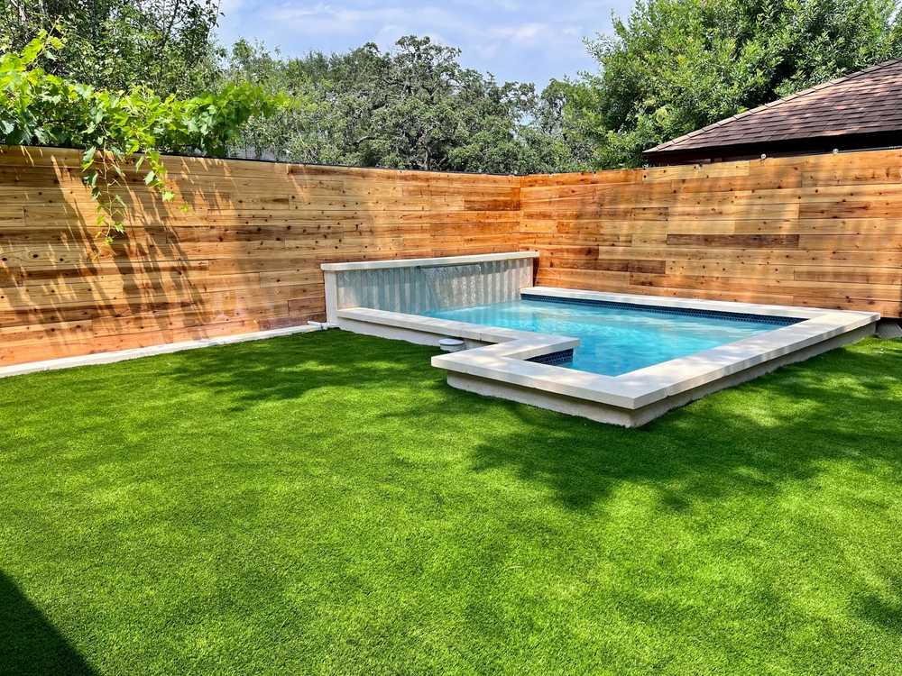 Compact or Plunge Pools: Best Options for Small Backyards in 2026